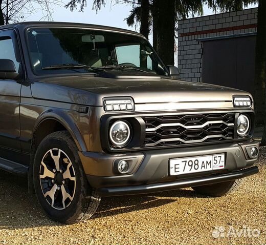 Решетка радиатора черная матовая Лада 4х4, Урбан