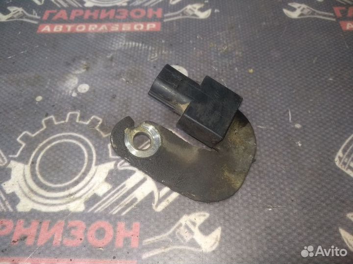 Конденсатор Mazda 3 bk LF 2.0л