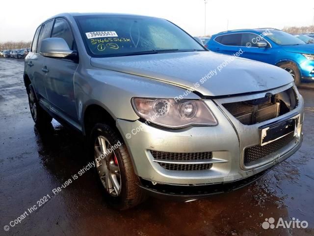 Фара правая Volkswagen Touareg 2007-2010