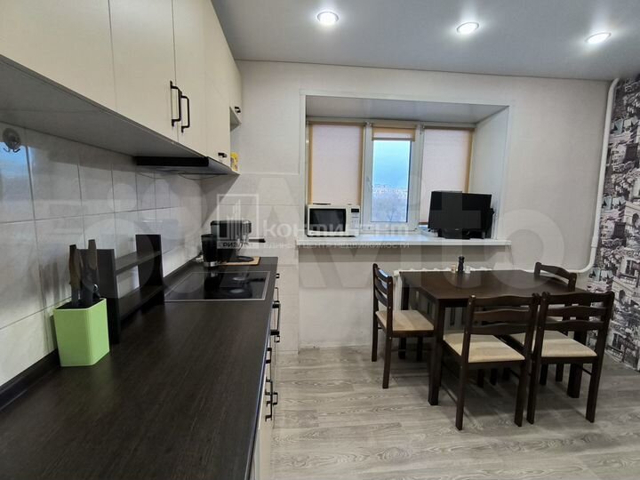 2-к. квартира, 57 м², 6/9 эт.