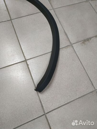 Расширитель арки крыла переднего правого VWL070302