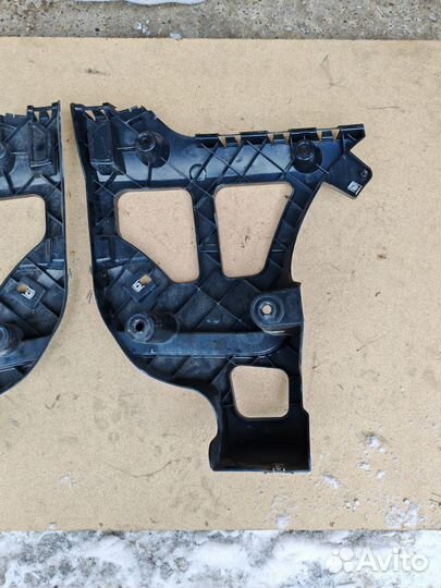 BMW X5M E70 Крепления заднего бампера