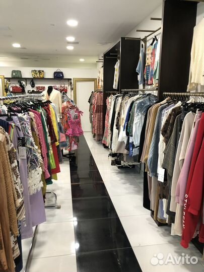Продам готовый бизнес, магазин одежды