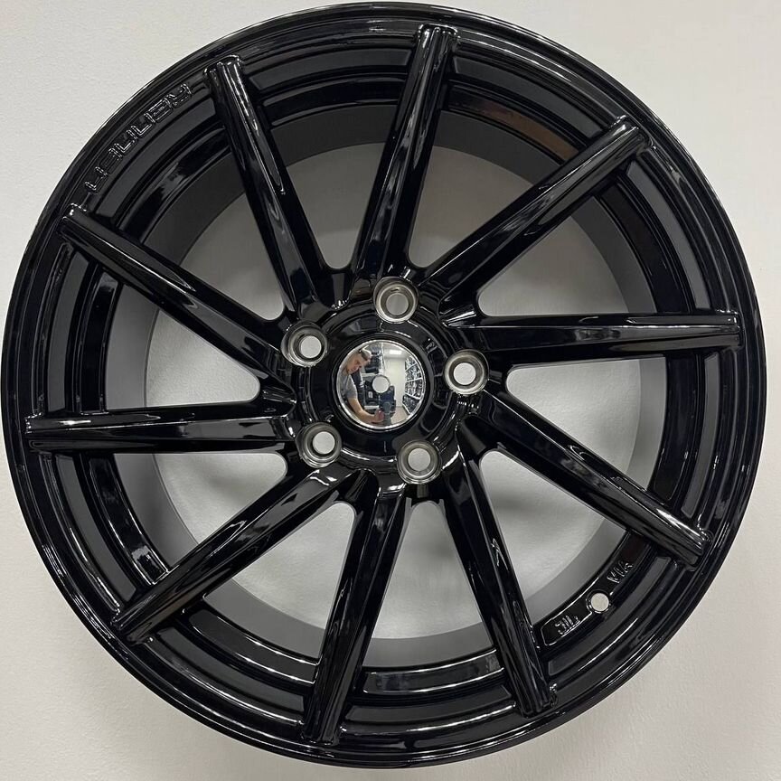 Литые диски Vossen CVT 7×R17 5×114.3