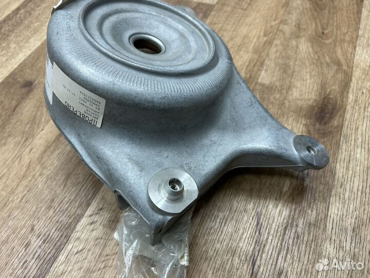 Опора переднего амортизатора Audi A5 A4 Q5 новая