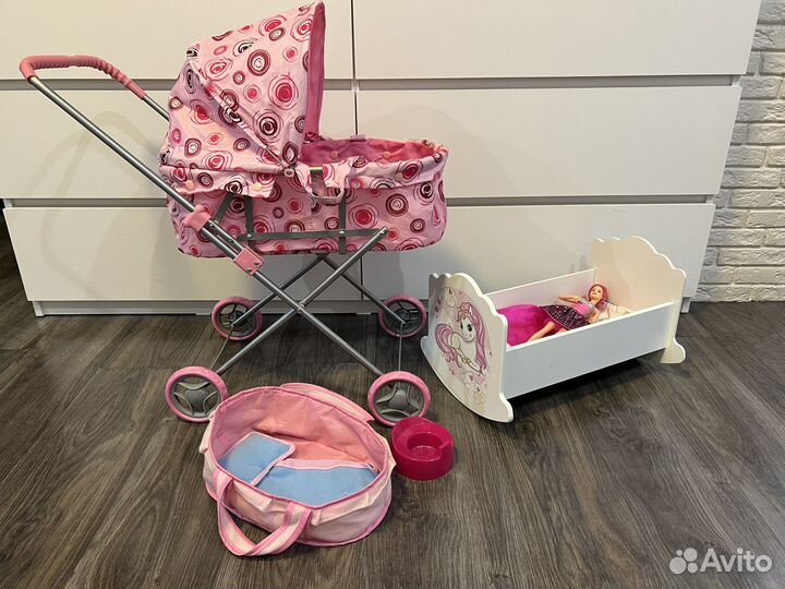 Коляска для кукол