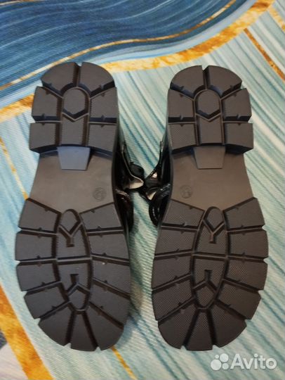 Туфли лакированные для девочки 32