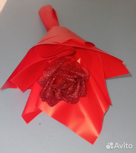 Букет из атласных лент в наличии и под заказ