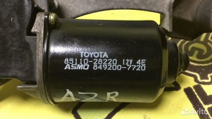 Трапеция дворников в сборе Toyota Noah AZR65