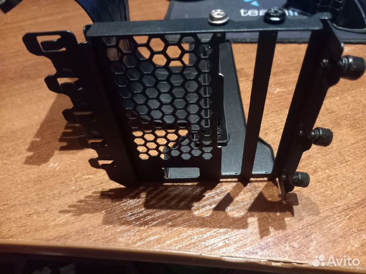 Райзер pci e x16 с кронштейном