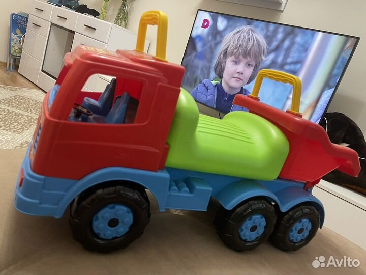 Машинка-каталка