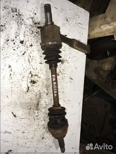 Полуось левая Kia Rio 1 Киа Рио 1