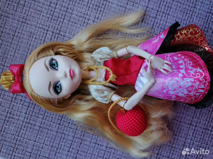 Кукла Ever After High Эппл Вайт