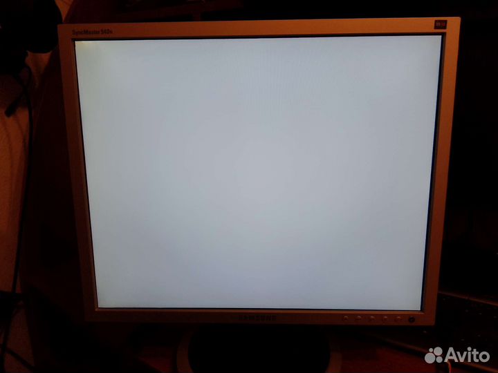 Монитор samsung 940n, 75 герц
