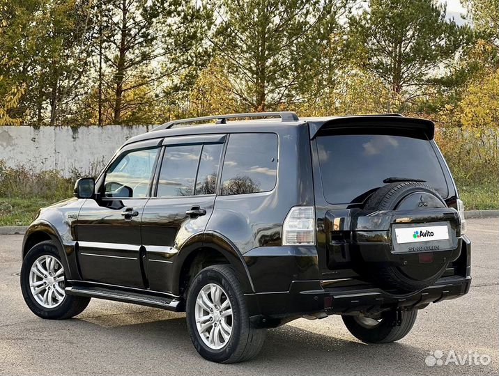 Mitsubishi Pajero 3.2 AT, 2013, 155 487 км