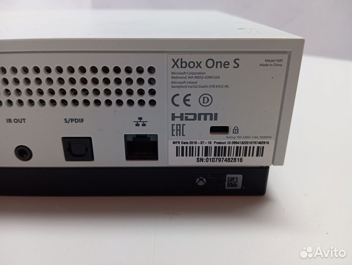 Xbox One S 1Tb+400 игр