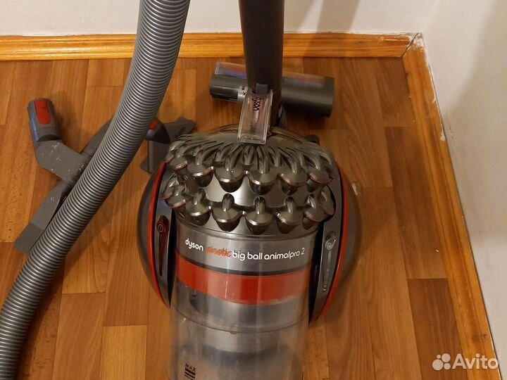 Пылесос Dyson