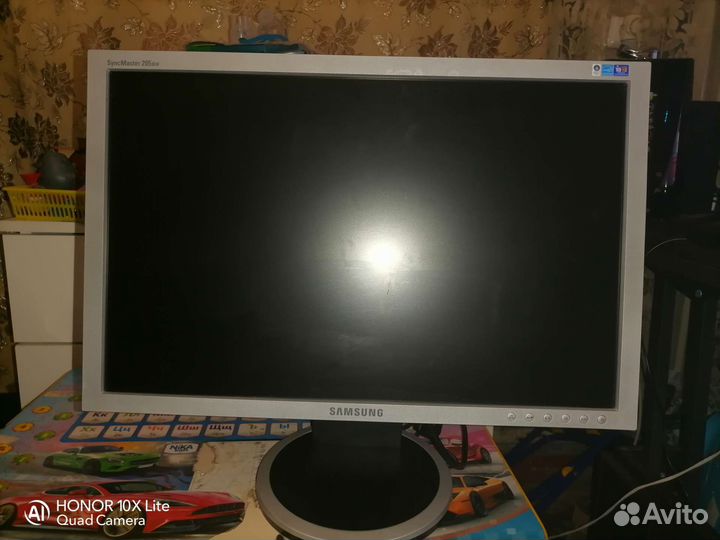 Монитор Samsung