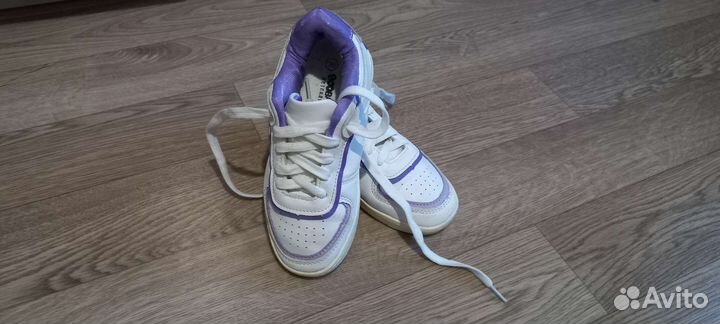 Кроссовки детские