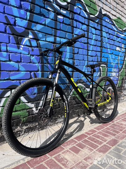 GT Avalanche sport 29