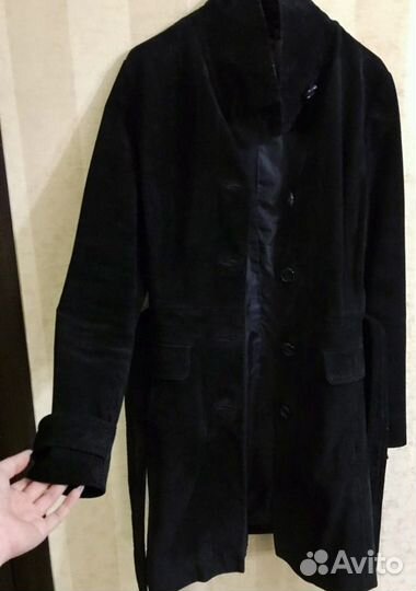 Замшевый плащ Reserved