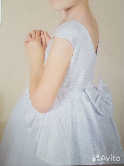 Нарядное платье для девочки 122 128