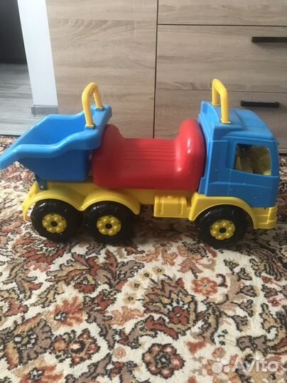 Машинка каталка