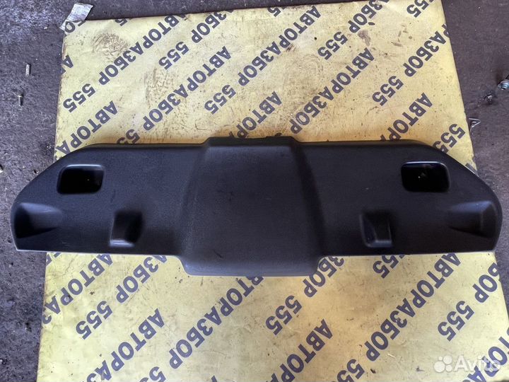 Обшивка крышки багажника Citroen C4