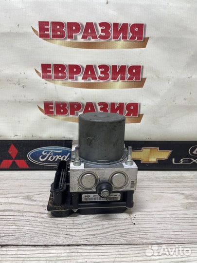 Блок ABS Honda Cr-V RE4 K24A 2008