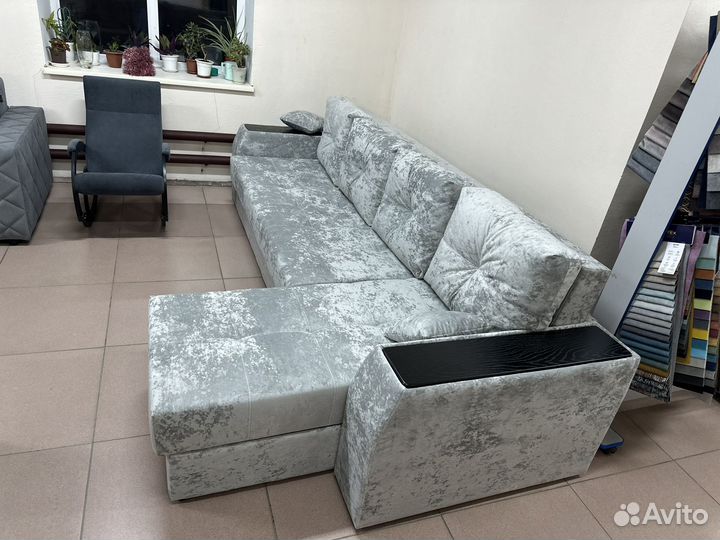 Диван угловой новый 