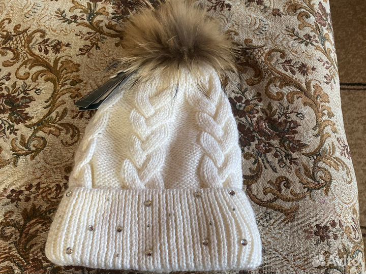 Шапка для девочки новая
