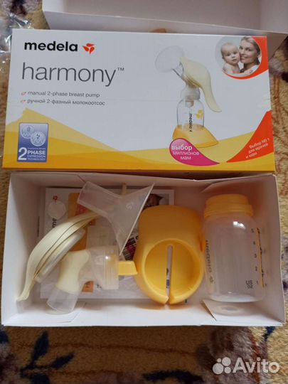 Молокоотсос Medela ручной