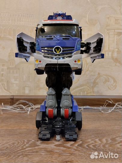 Робот-трансформер