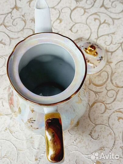 Заварочный чайник, бокалы коньячные