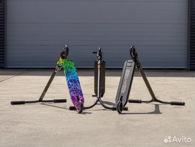 Самокат трюковой