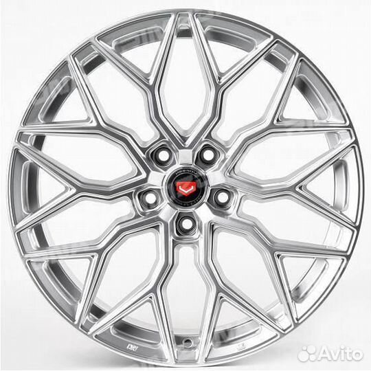 Литой диск в стиле vossen R19 5x114.3