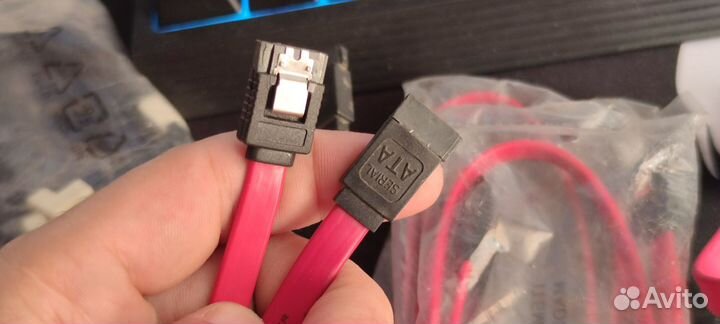 SATA кабель для HDD и SSD