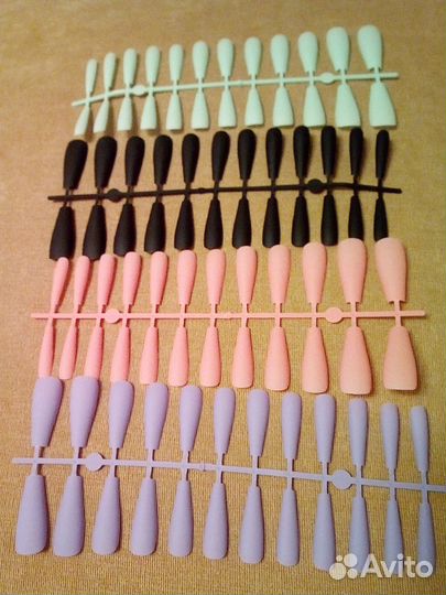 Накладные ногти для ног и рук