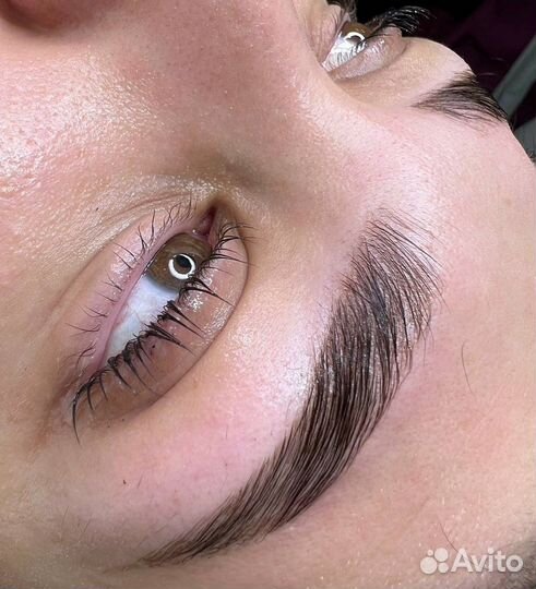 Ламинирование бровей