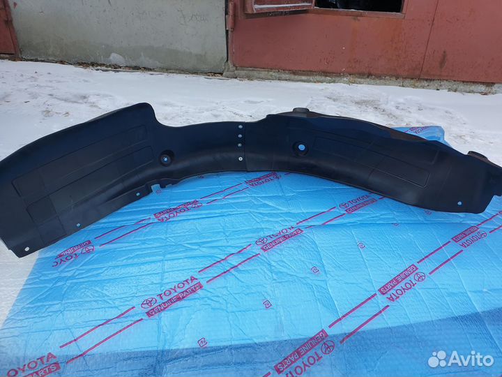 Подкрылок задний правы Hyundai Solaris 2