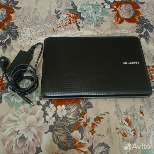 Ноутбук samsung r528