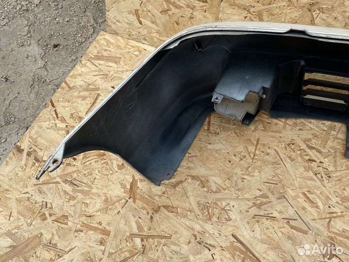 Бампер передний Toyota Gaia