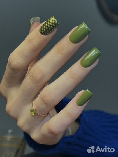 Маникюр педикюр