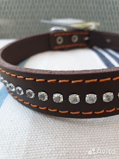 Ошейник для собаки новый кожаный со стразами