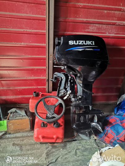 Suzuki 40