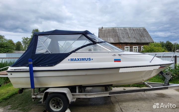 Катер bayliner capri 1952