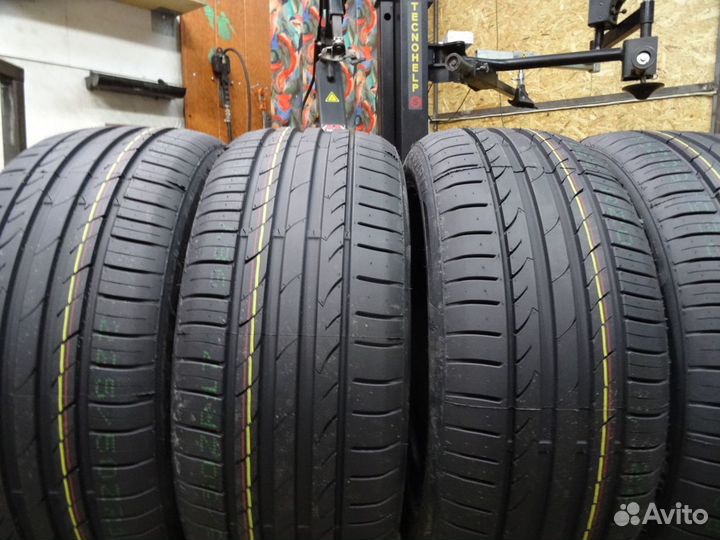 Tracmax X-Privilo TX3 235/45 R18