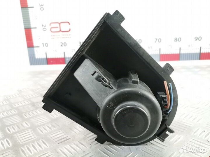 Моторчик печки для Volkswagen Golf 4 1J1819021C
