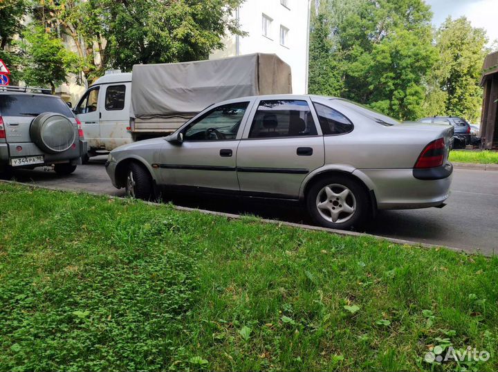 Opel Vectra 1.6 МТ, 1996, 360 000 км