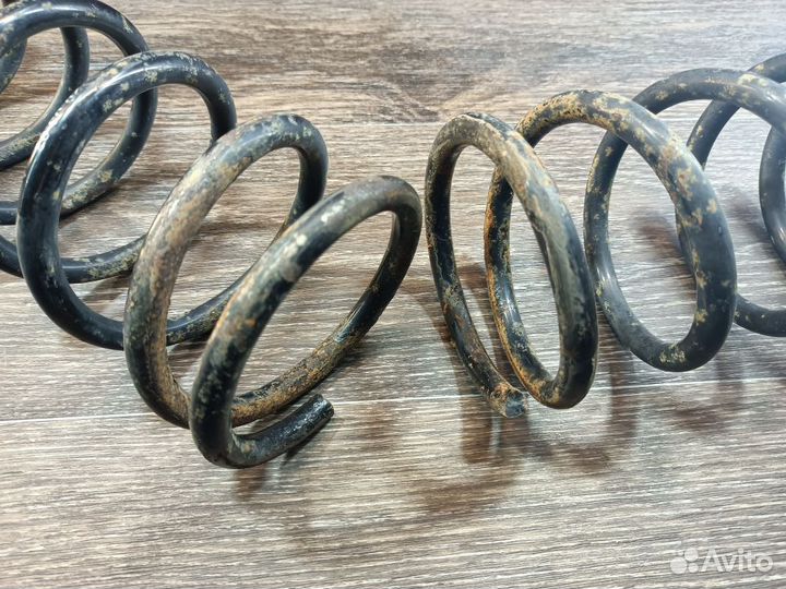 Пружина задняя Ford Focus